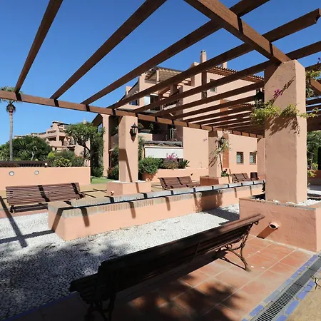 Fairytale Hacienda Del Sol 3 Bedroom Apartment *